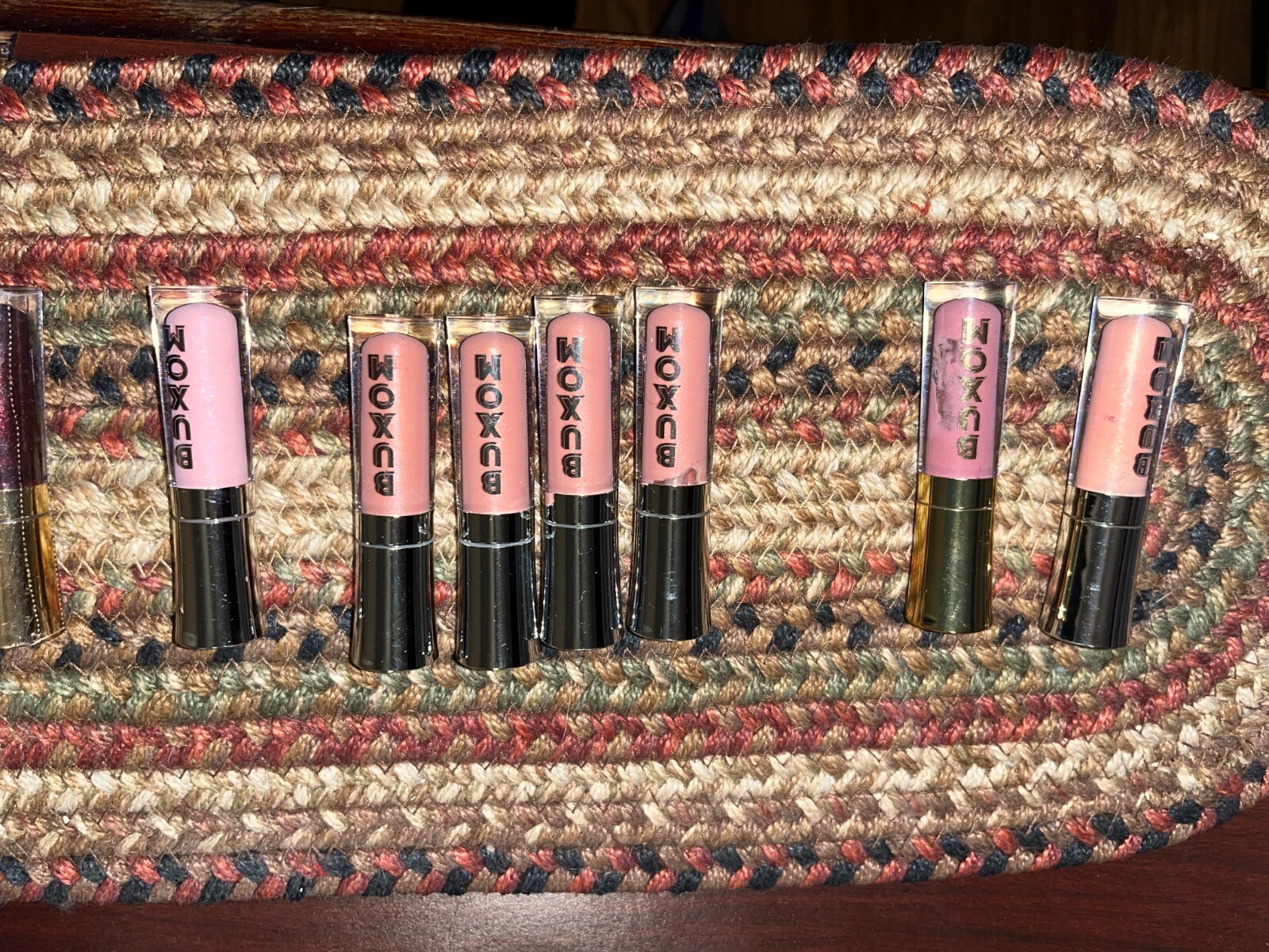 BUXOM-PLUMPING LIP POLISH-0.07 FL. OZ.-ONE LIP POLISH OF BUYER’S CHOICE-NWOB
