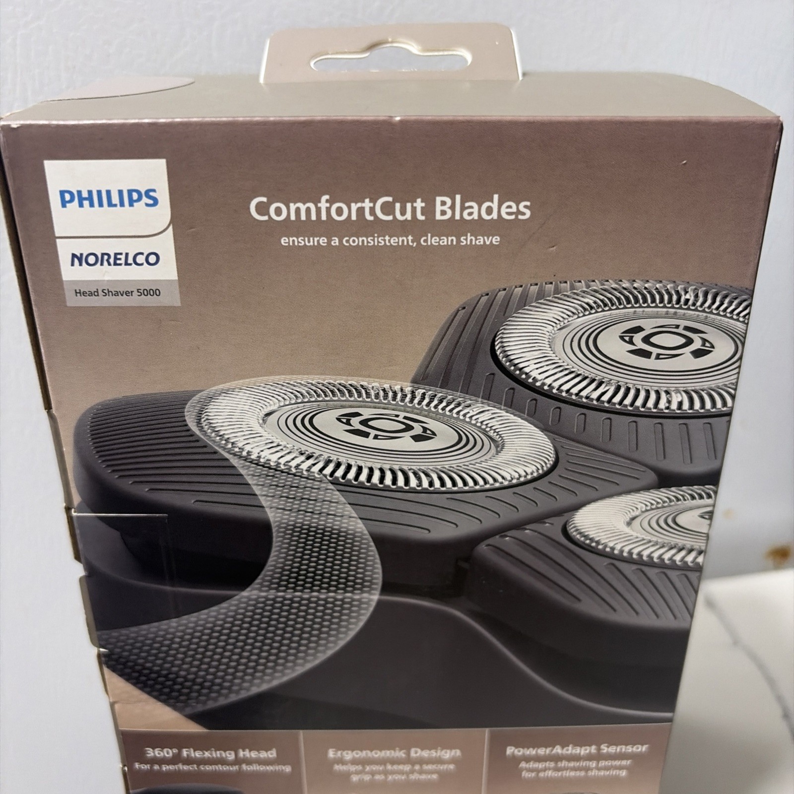 Philips Norelco Series 5000 Rechargeable Wet Dry Shaver Razor,