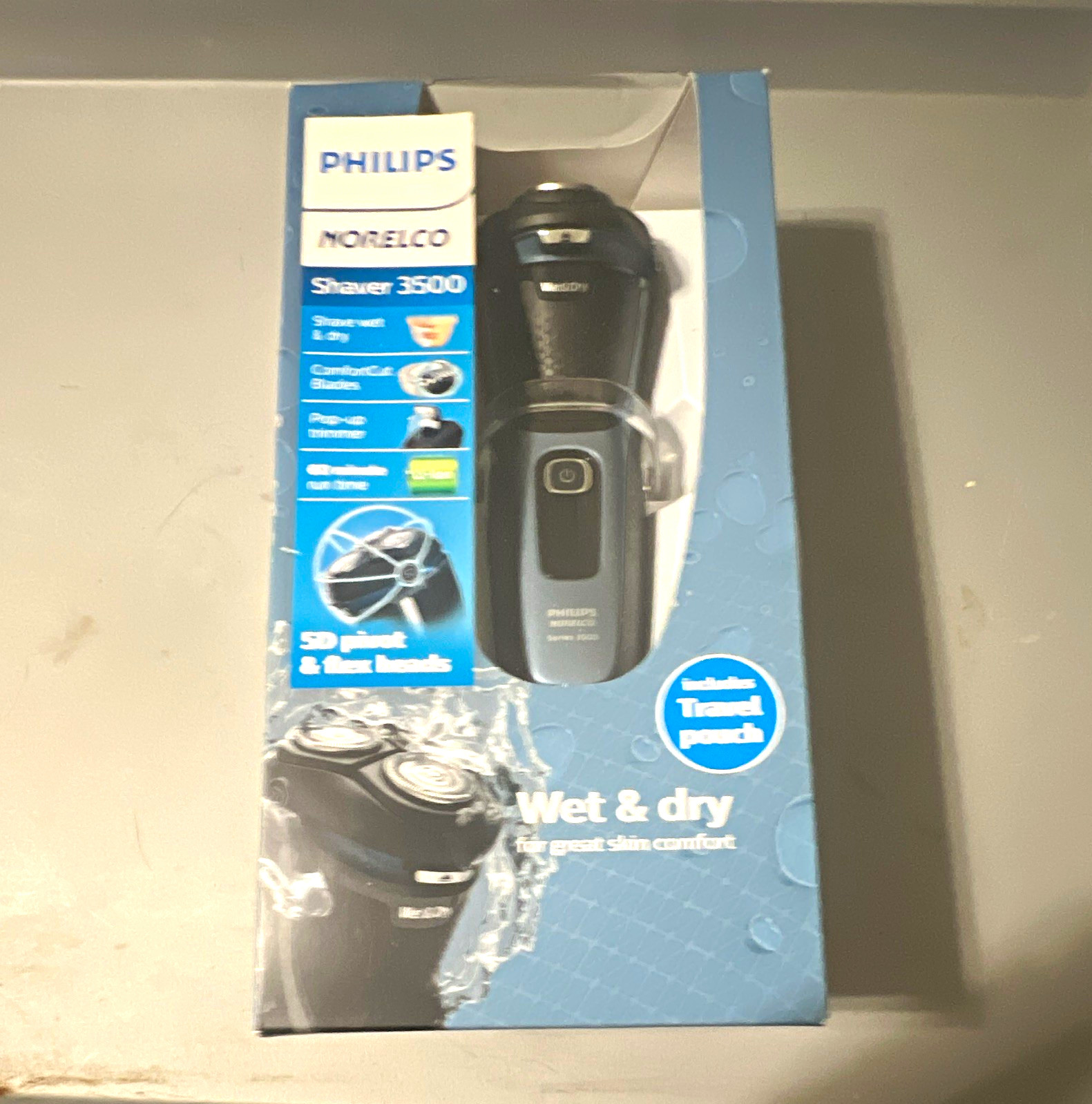 Philips Norelco Shaver 3500 Wet/Dry 3-Head Rotary Shaver Pop-Up Trimmer
