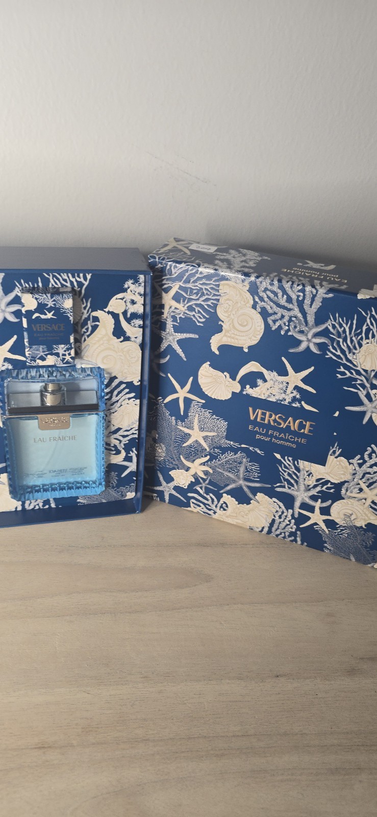 Versace Eau Fraiche Pour Homme Gift Set EDT Spray, 3.4 fl oz Regular Size