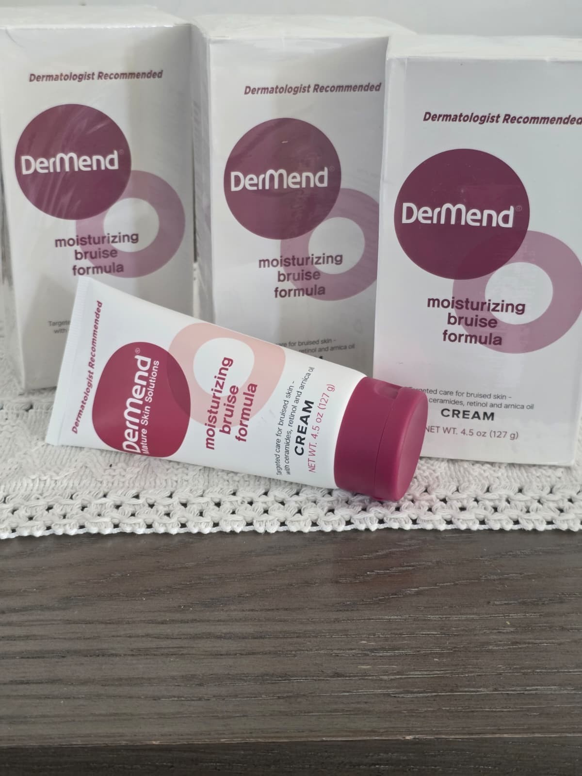 dermend moisturizing bruise formula cream 4.5 oz Exp 31/5/28