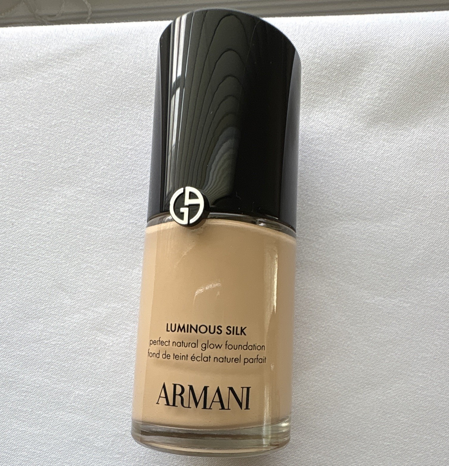 ARMANI Luminous Silk Perfect Natural Glow Liquid Foundation Shade 4 1 fl oz 12M