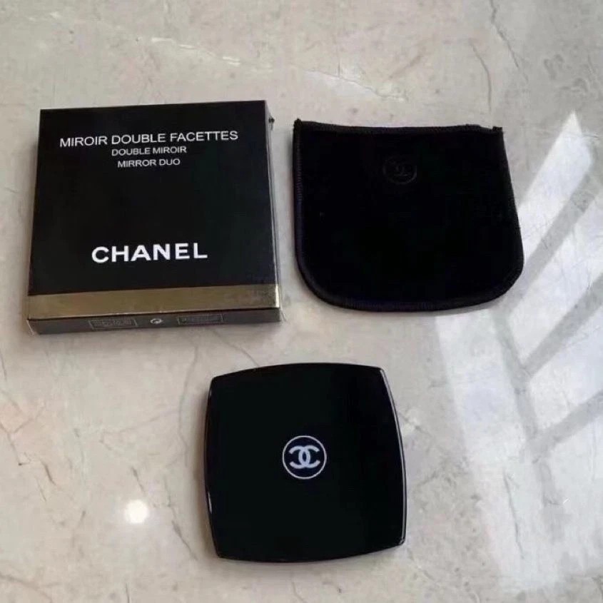 Brand New Chanel Mirror Duo Compact Double Sided Black with Box / dust bag