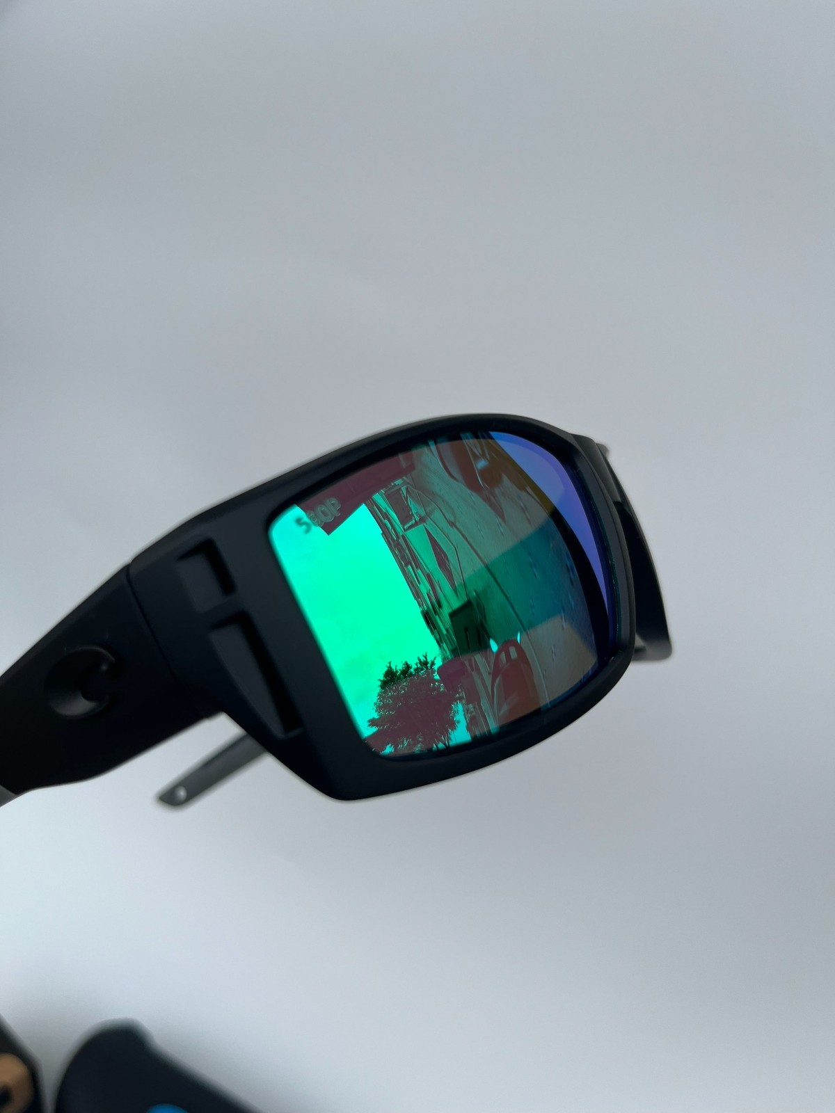 Costa Del Mar Men’s Diego Matte Black /Green Mirror Polarized Sunglasses 580p