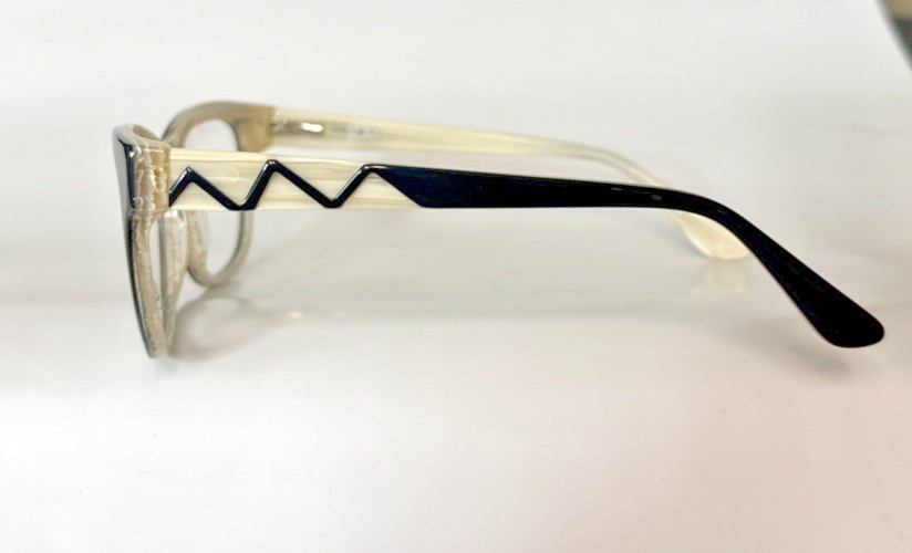 GX by GWEN STEFANI -GX044- BLACK- Women’s Designer Eyeglasses 52-16-135 mm