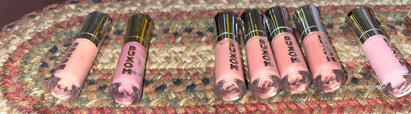 BUXOM-PLUMPING LIP POLISH-0.07 FL. OZ.-ONE LIP POLISH OF BUYER’S CHOICE-NWOB